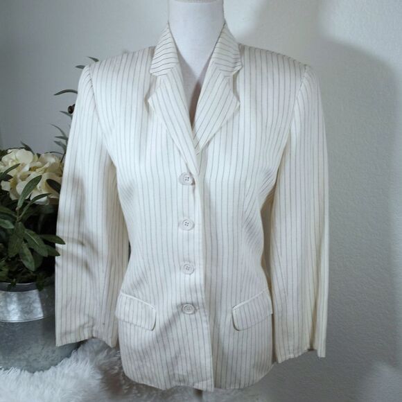 CREAM PINSTRIPE BLAZER SZ.S EUC - Picture 1 of 4
